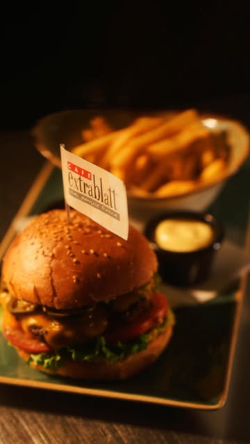 Cheese burger
